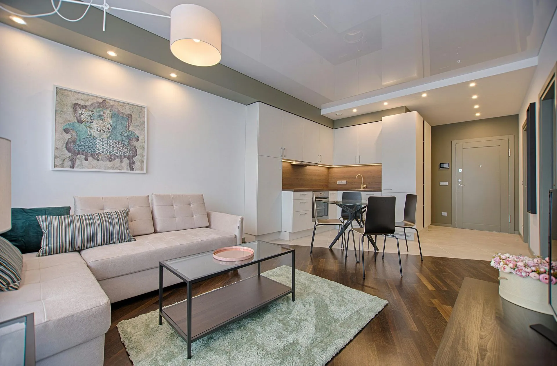 stylish, cheap furniture for rent in Indianapolis 